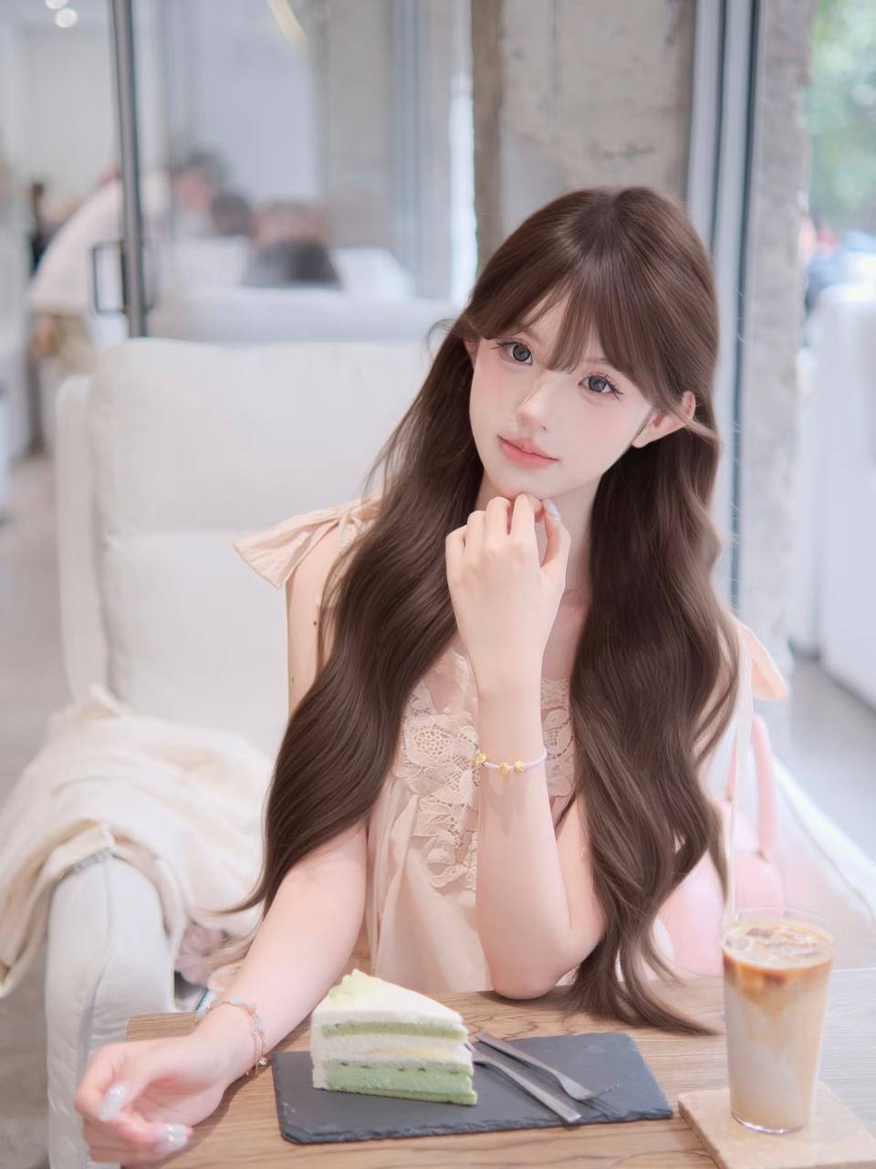 谁在夜港等车 2021 中国大陆在线观看